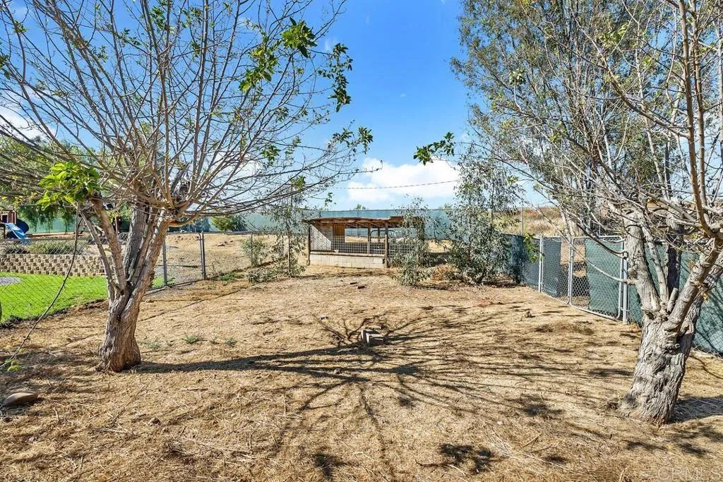 https://cdn.realtyfeed.com/cdn/127/306770137/16406c445bc85a00799c2bc796e02018.webp