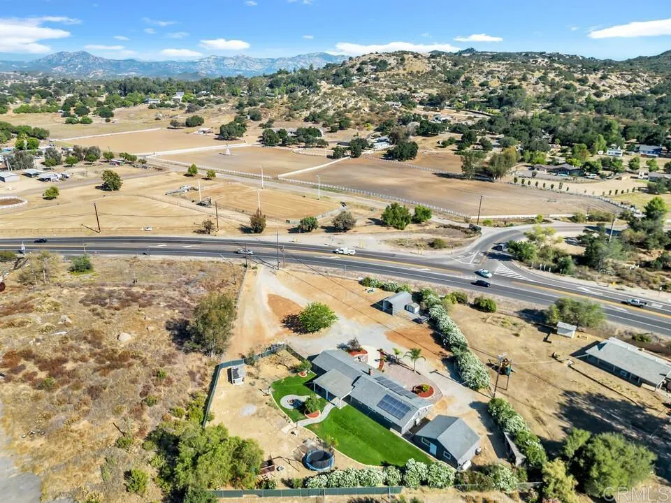 https://cdn.realtyfeed.com/cdn/127/306770137/c6be6126f27625ec5f3614abb02fe3bb.webp
