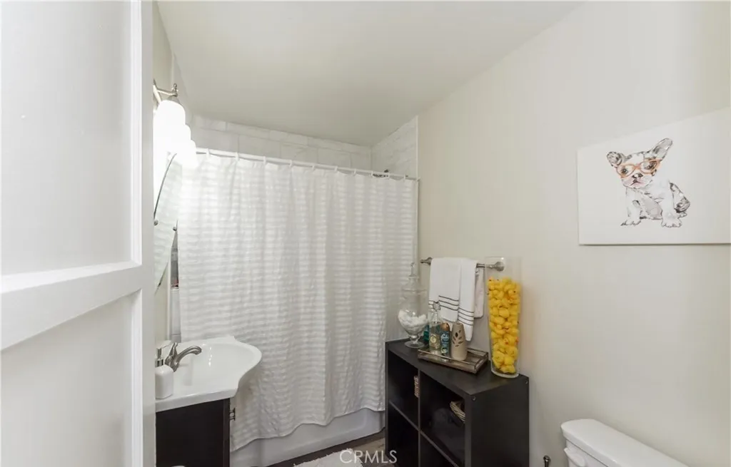 5803 Cartwright Ave, North Hollywood, CA 91601 - Photo 5 of 6, North Hollywood, CA