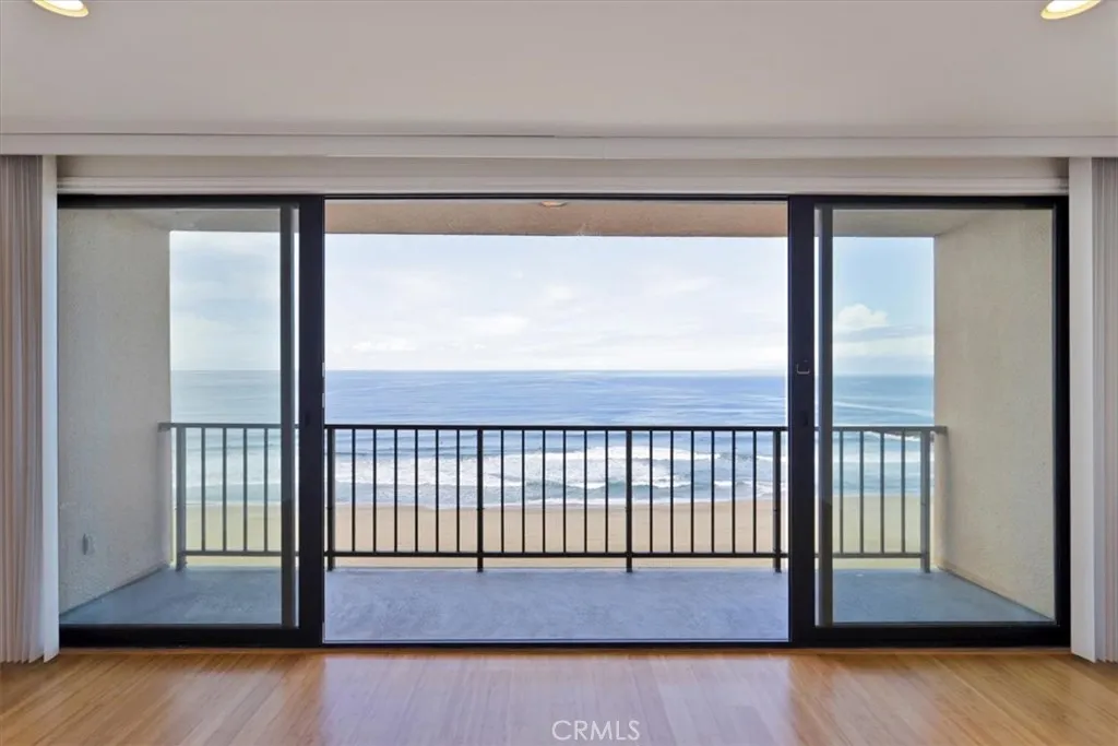 721 Esplanade Unit 403, Redondo Beach, CA 90277 - Photo 5 of 27, Redondo Beach, CA