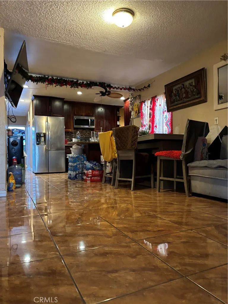 10821 Compton, Los Angeles, CA 90059 - Photo 4 of 11, Los Angeles, CA