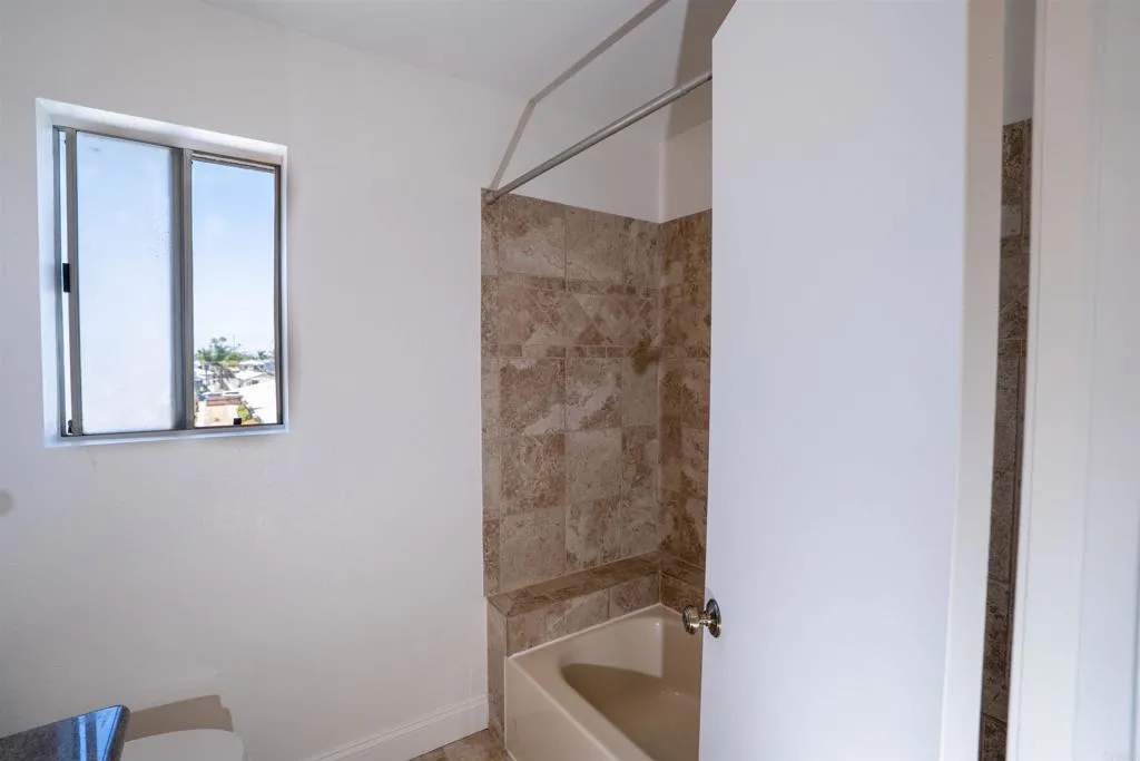 https://cdn.realtyfeed.com/cdn/127/306770175/5aa943ca881f38268704749adaf12eb5.webp