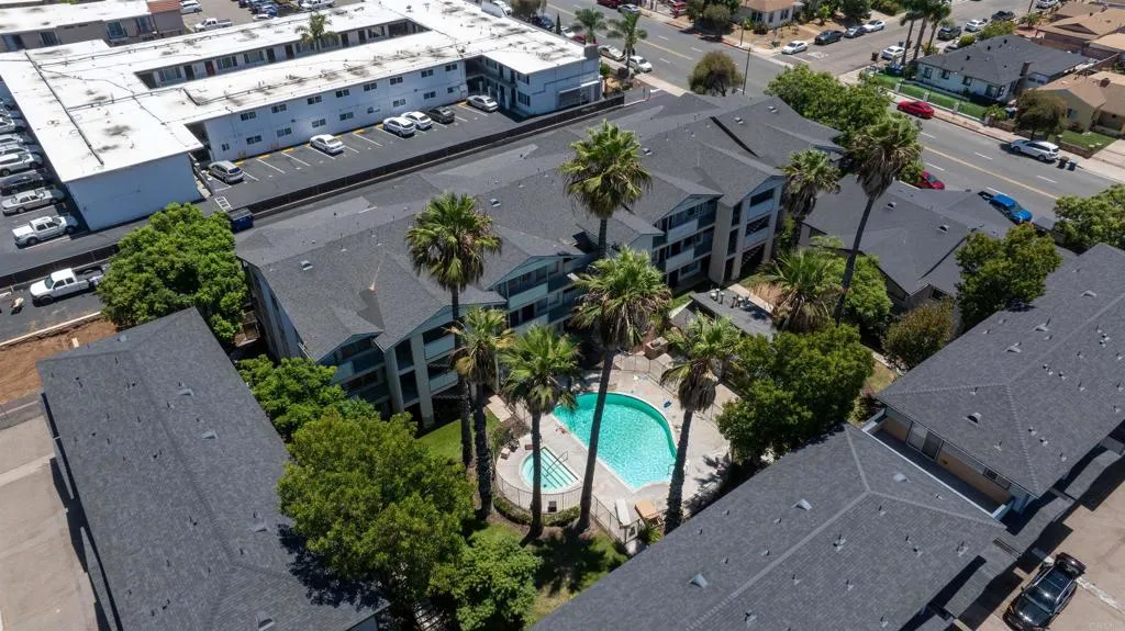 https://cdn.realtyfeed.com/cdn/127/306770175/dc74bb8a9168c4ecaae9fa4b5e8038e8.webp