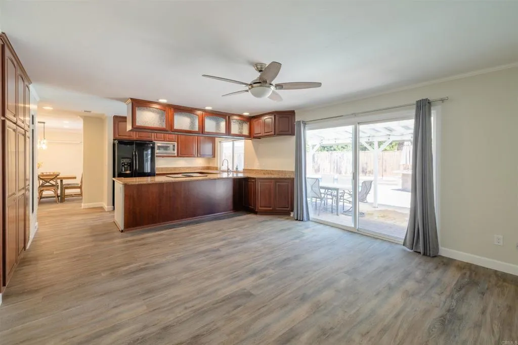https://cdn.realtyfeed.com/cdn/127/306770179/57ddba1e2a1832e99d40dbfa659bb82c.webp