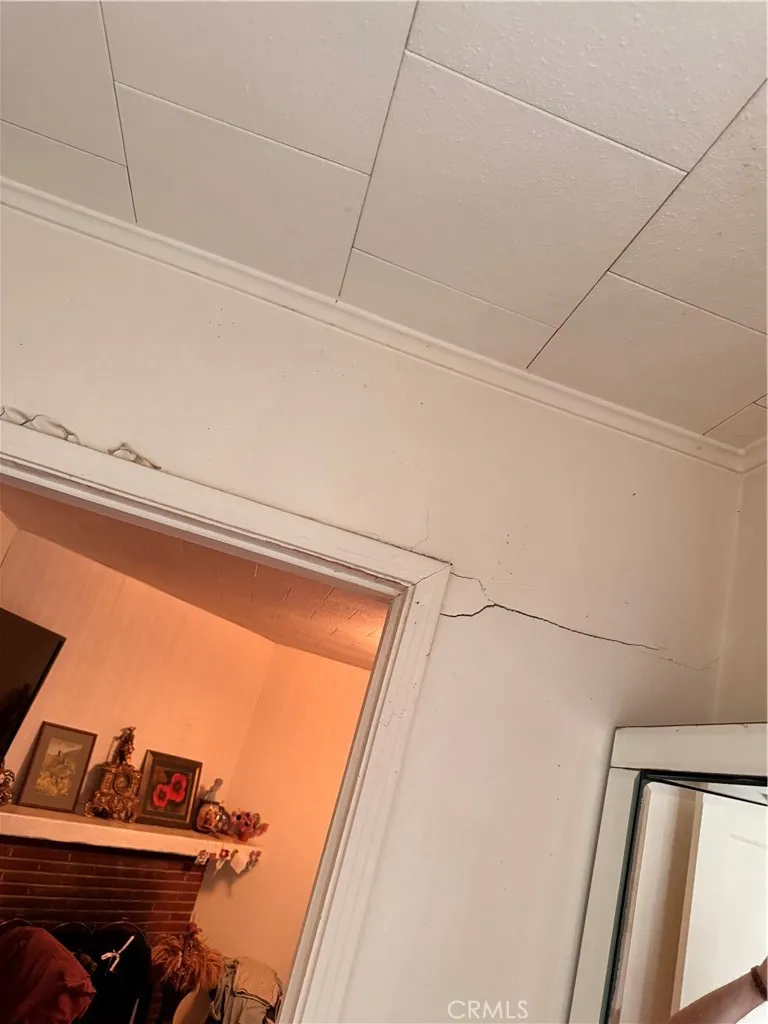 13627 Hart, Van Nuys, CA 91405 - Photo 2 of 6, Van Nuys, CA