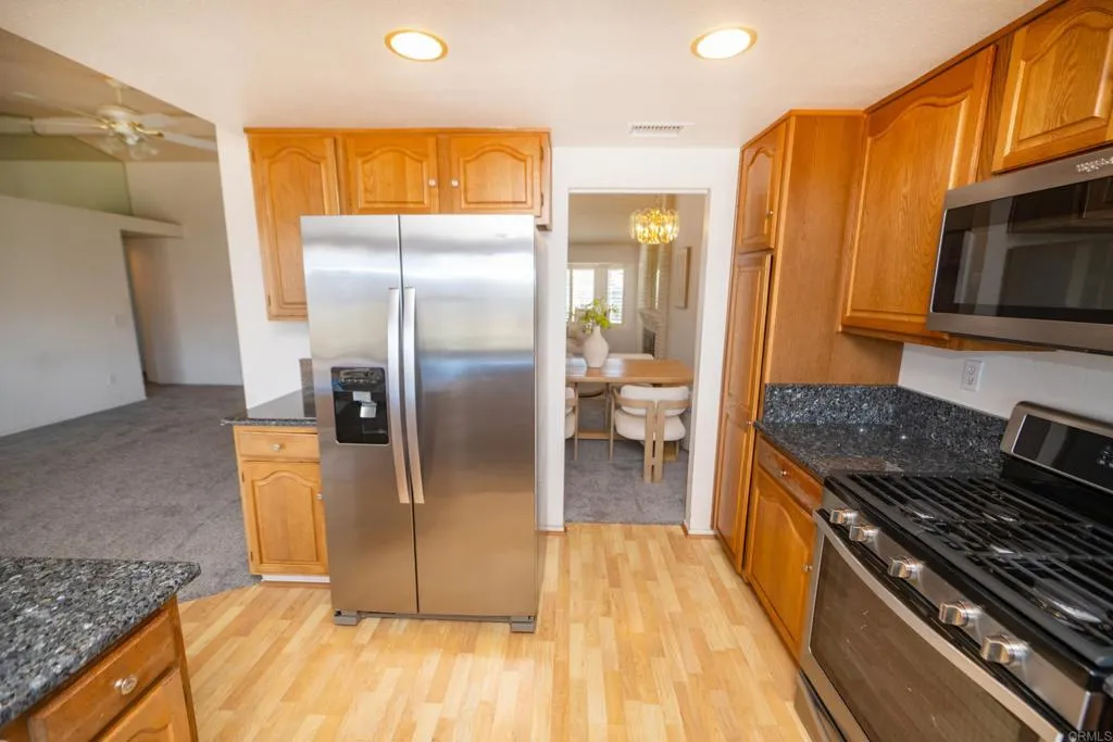 https://cdn.realtyfeed.com/cdn/127/306770185/147482e01a322afffa30b98d3cf4f2bf.webp