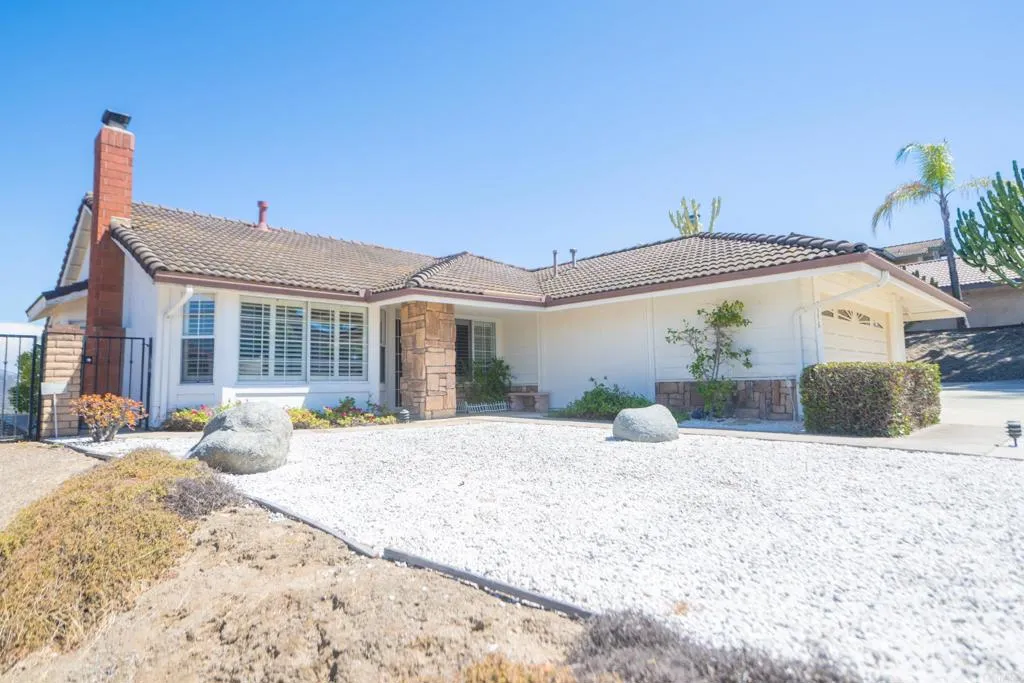 https://cdn.realtyfeed.com/cdn/127/306770185/d217505c6cb3aee8ac01ca5b8a44306e.webp