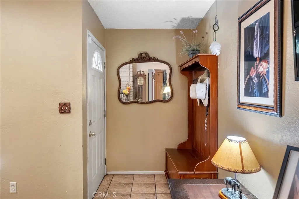 17598 Linden Street, Hesperia, CA 92345 - Photo 3 of 48, Hesperia, CA