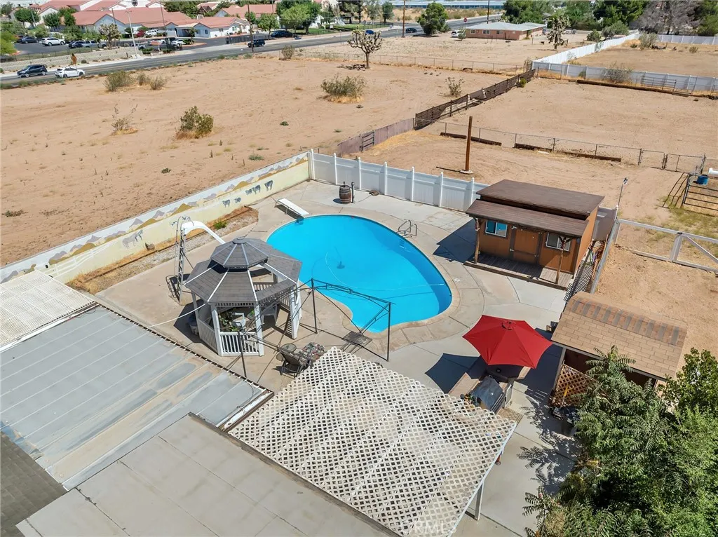 17598 Linden Street, Hesperia, CA 92345 - Photo 2 of 48, Hesperia, CA