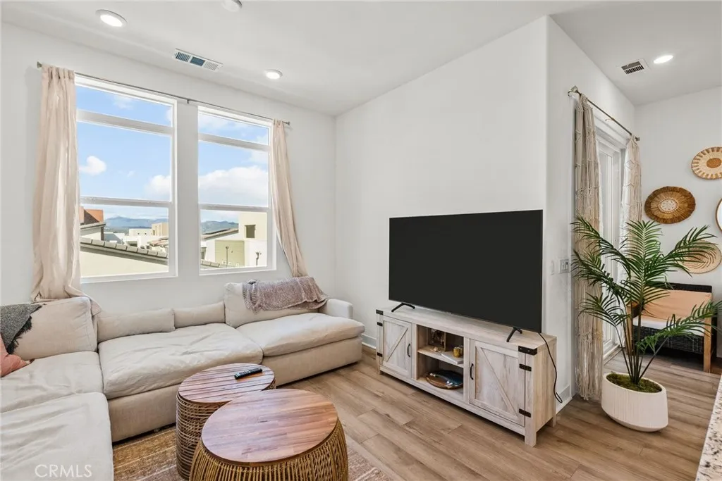 27466 Mercantile Court Unit 303, Valencia, CA 91381 - Photo 2 of 31, Valencia, CA