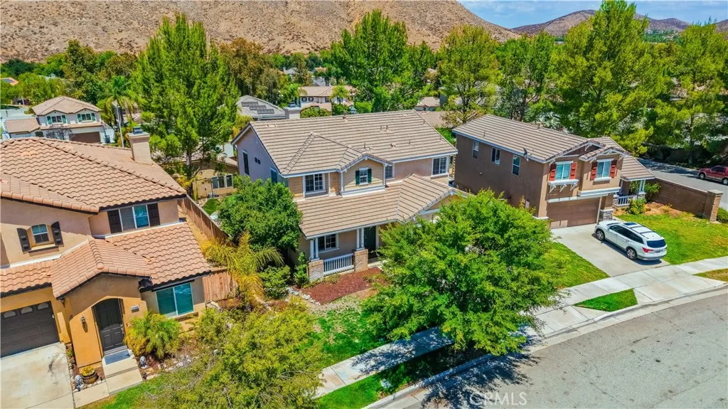 32068 Meadow Wood, Lake Elsinore, CA 92532 - Photo 3 of 49, Lake Elsinore, CA