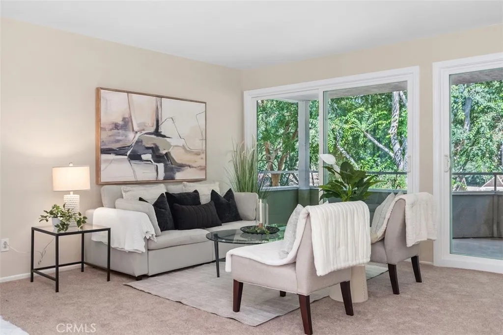 22125 Caminito Vino, Laguna Hills, CA 92653 - Photo 5 of 28, Laguna Hills, CA