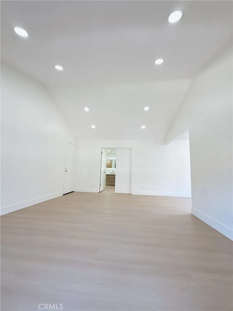 256 Streamwood, Irvine, CA 92620 - Photo 4 of 16, Irvine, CA