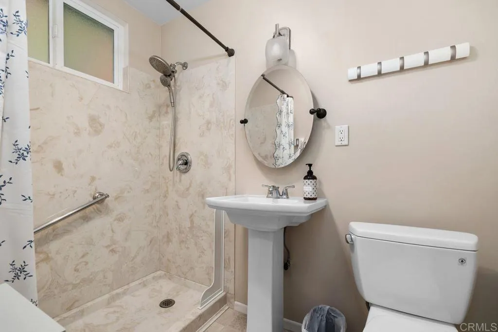 https://cdn.realtyfeed.com/cdn/127/306770269/86741f38752769fc282329a237a19180.webp