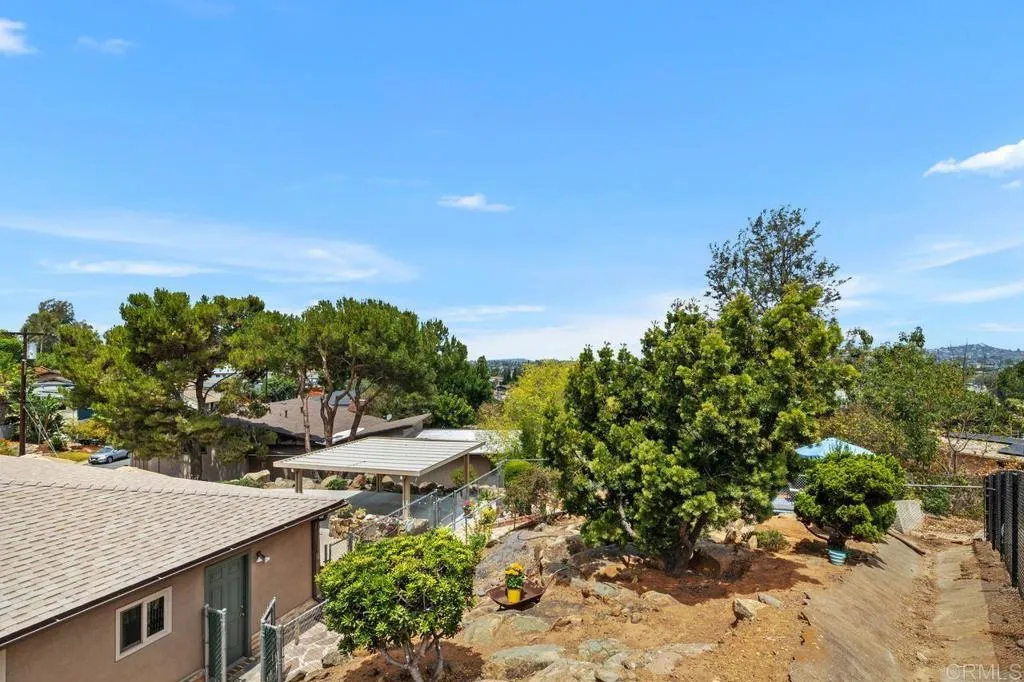 https://cdn.realtyfeed.com/cdn/127/306770269/db7a8ca51285d391ff16869c9f5feea2.webp