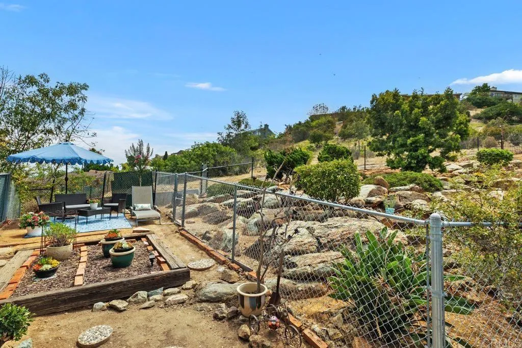 https://cdn.realtyfeed.com/cdn/127/306770269/f8e0e4cfe92304058efddab7db021b16.webp