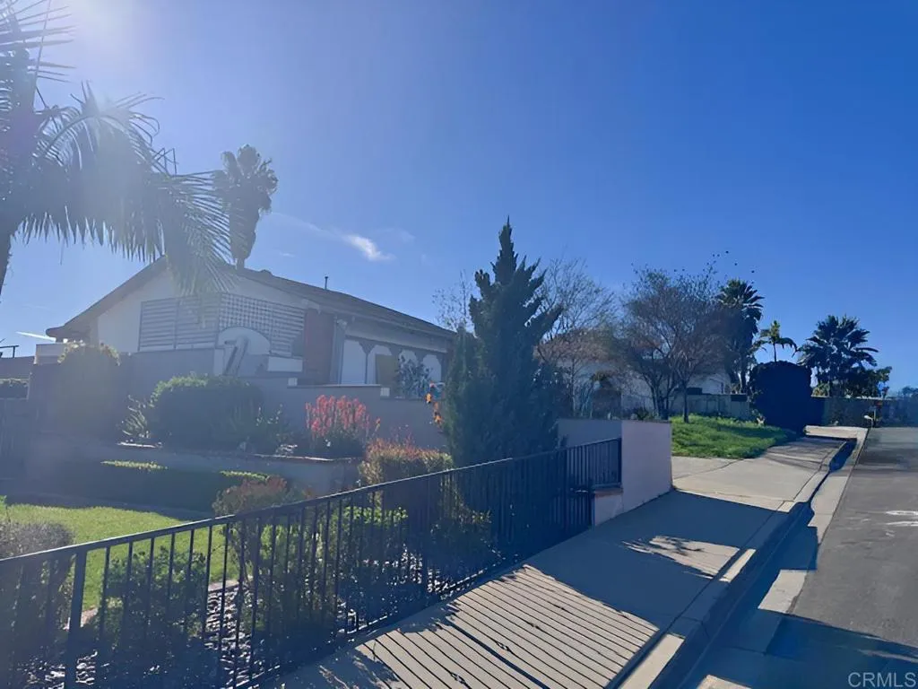 1541 Indian Summer Court, San Marcos, CA 92069 - Photo 2 of 4, San Marcos, CA
