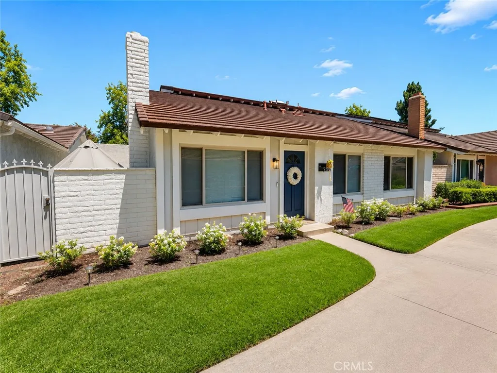 1913 W Wakeham, Santa Ana, CA 92704 - Main photo, Santa Ana, CA