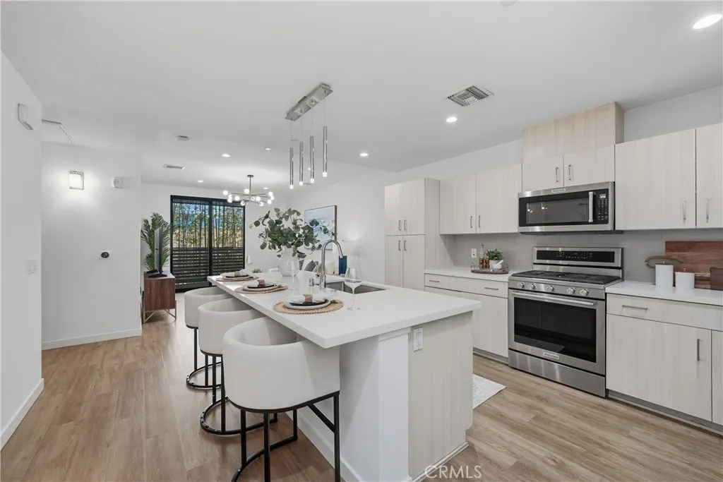 4140 Glencoe Avenue Unit 202, Los Angeles, CA 90292 - Photo 2 of 61, Los Angeles, CA