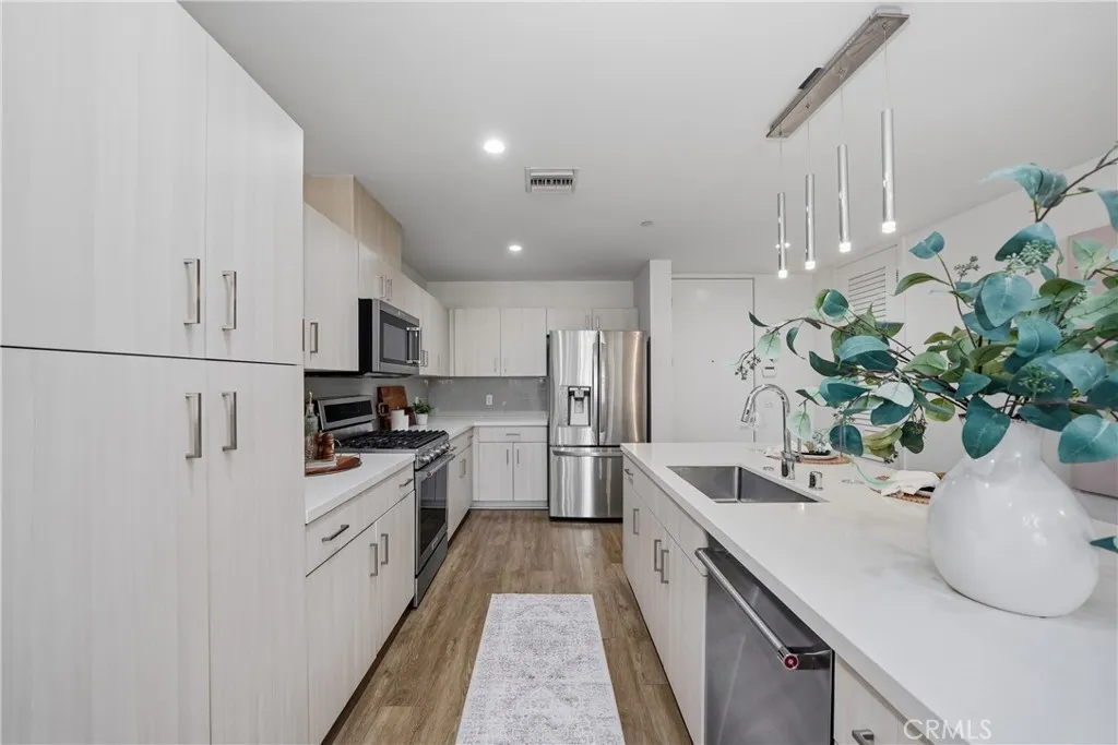 4140 Glencoe Avenue Unit 202, Los Angeles, CA 90292 - Photo 4 of 61, Los Angeles, CA
