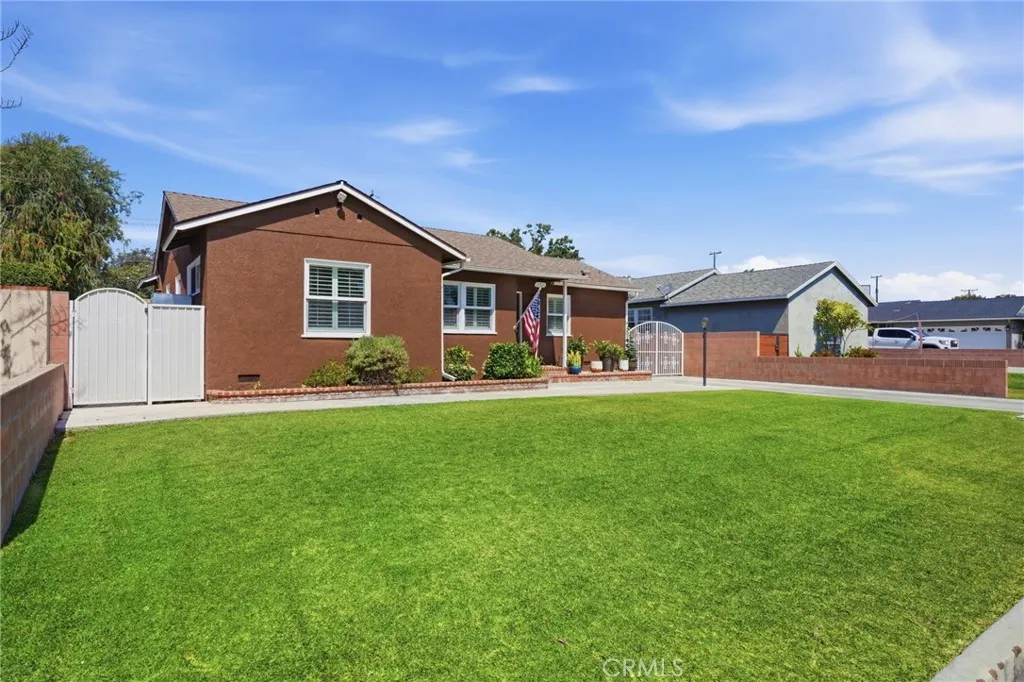 10521 Greenbush, Whittier, CA 90604 - Photo 2 of 43, Whittier, CA