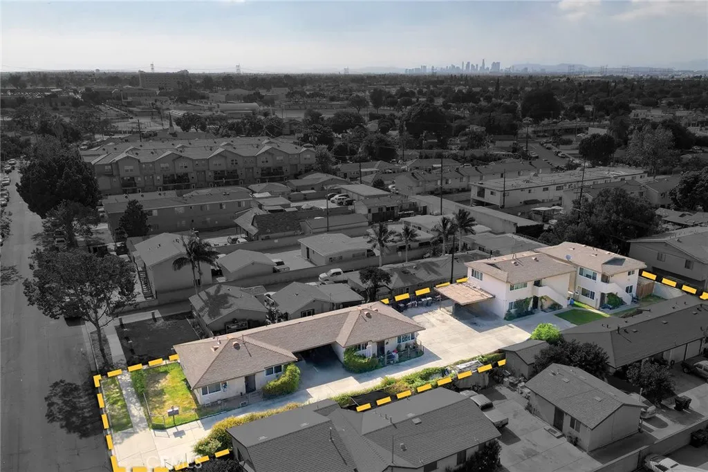 6029 Live Oak Street, Bell Gardens, CA 90201 - Photo 5 of 5, Bell Gardens, CA