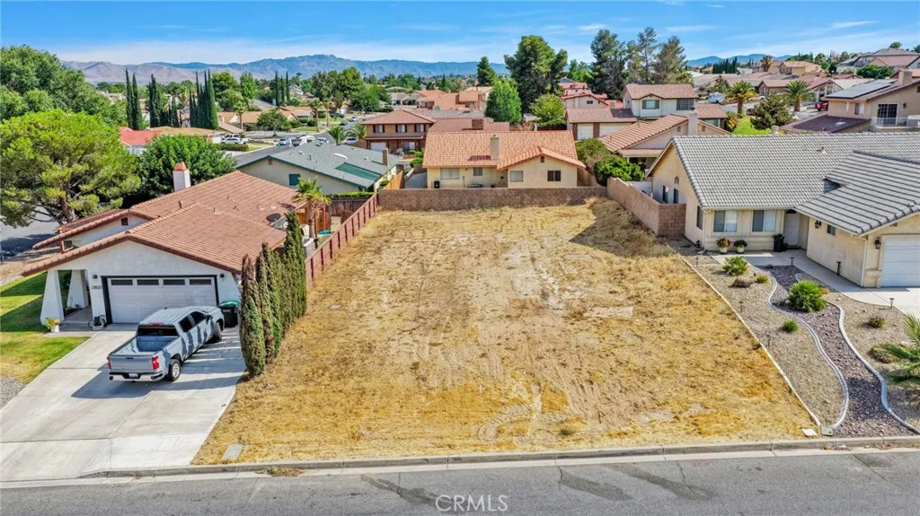 17815 Vista Point, Victorville, CA 92395 - Main photo, Victorville, CA