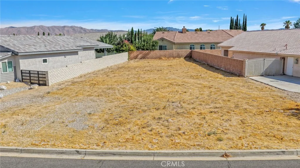 12977 Briarcliff, Victorville, CA 92395 - Main photo, Victorville, CA