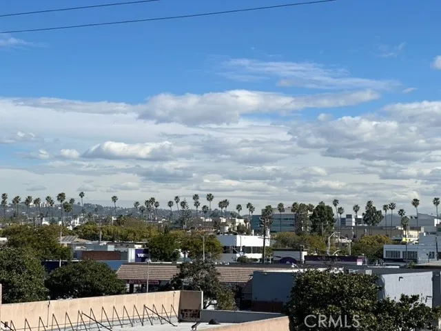 1423 15th Street Unit 10, Santa Monica, CA 90404 - Photo 5 of 12, Santa Monica, CA