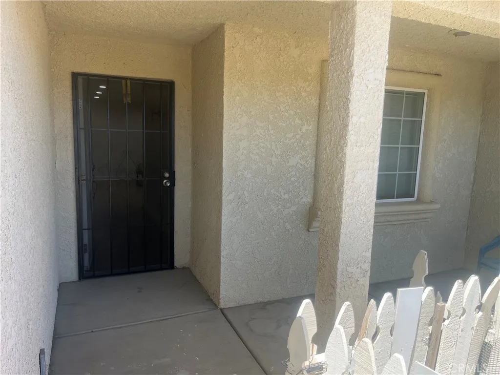 57470 Crestview, Yucca Valley, CA 92284 - Photo 5 of 12, Yucca Valley, CA