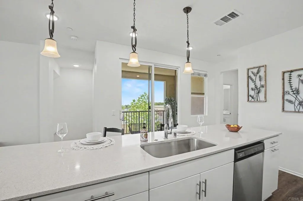 https://cdn.realtyfeed.com/cdn/127/306770320/1436d69055648c7ab3eb7c4862a1ab78.webp