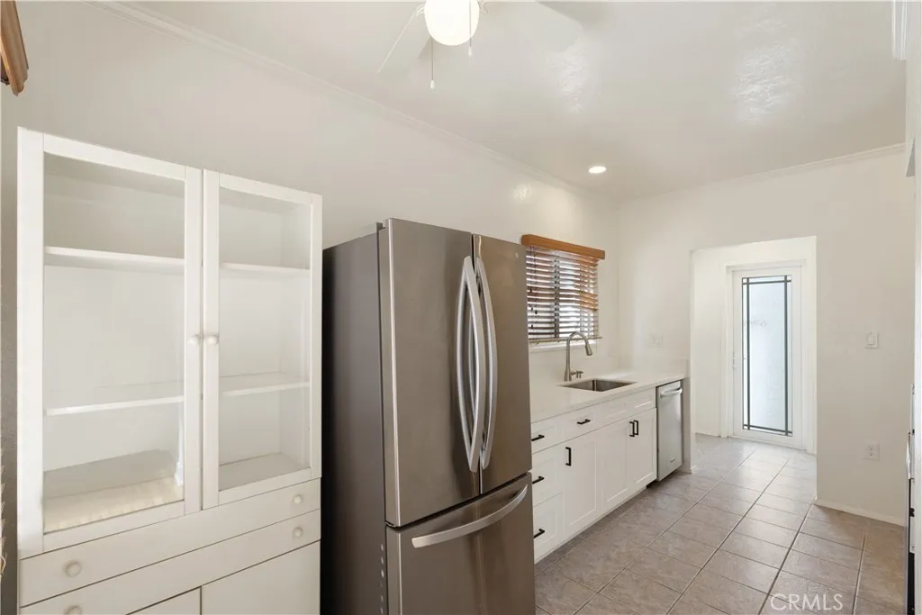 1908 Loma Drive, Hermosa Beach, CA 90254 - Photo 4 of 25, Hermosa Beach, CA