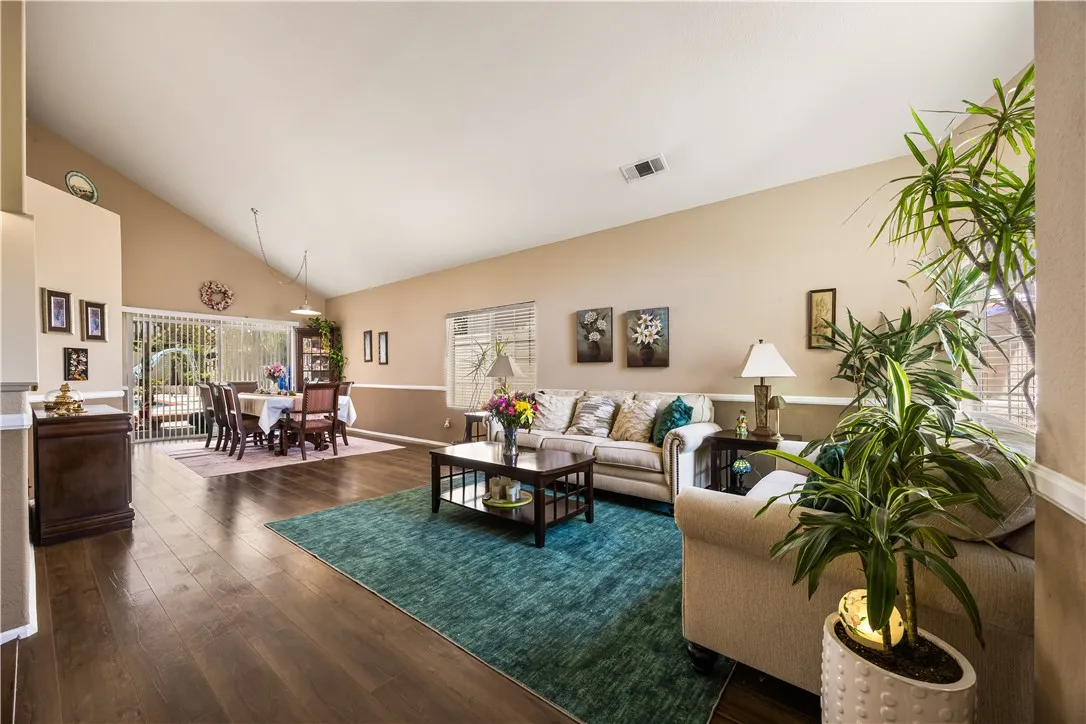 24357 Gitano Drive, Murrieta, CA 92562 - Photo 3 of 41, Murrieta, CA