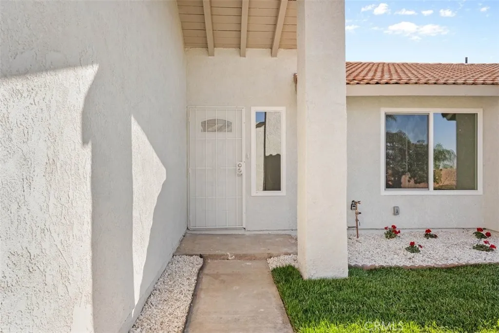 2905 Overland Court, Highland, CA 92346 - Photo 2 of 35, Highland, CA