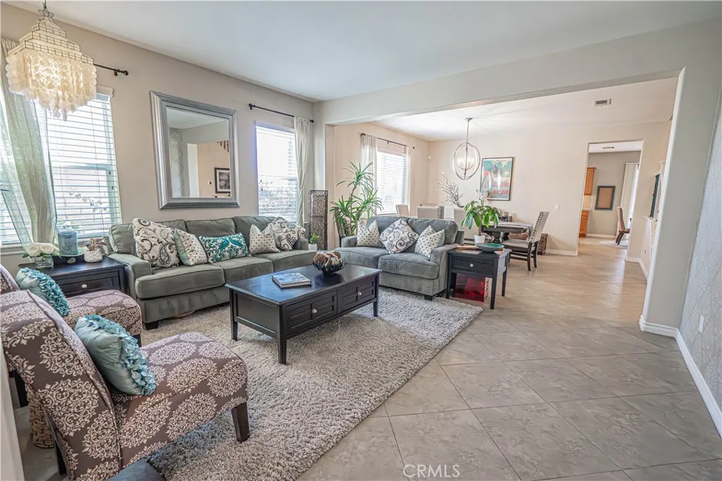 28076 Bridlewood, Castaic, CA 91384 - Photo 5 of 37, Castaic, CA