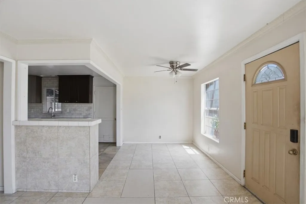 9015 Haddon Avenue, Sun Valley, CA 91352 - Photo 5 of 42, Sun Valley, CA