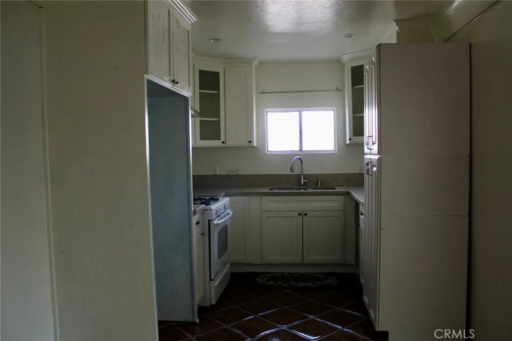 12637 Cometa, Los Angeles, CA 91340 - Photo 5 of 21, Los Angeles, CA
