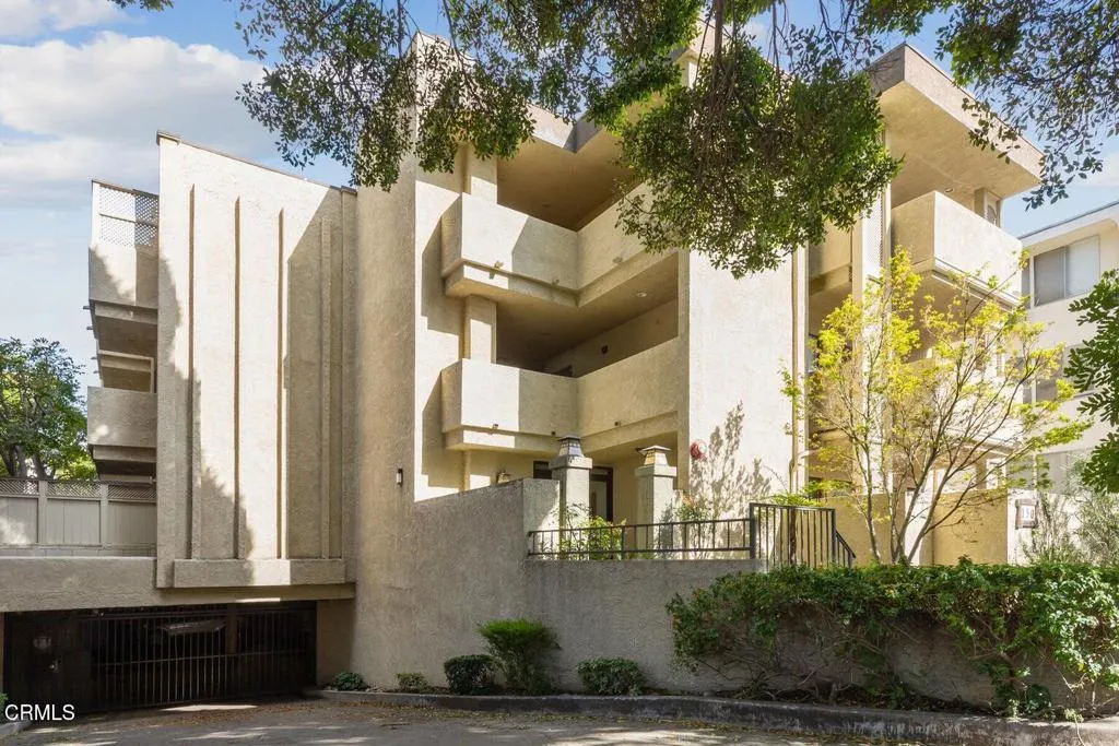 150 S Michigan Avenue Unit 201, Pasadena, CA 91106 - Main photo, Pasadena, CA
