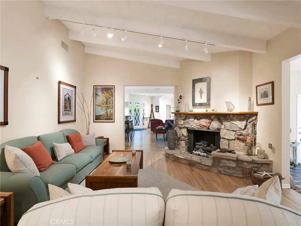 4978 Natoma Avenue, Woodland Hills, CA 91364 - Photo 4 of 70, Woodland Hills, CA