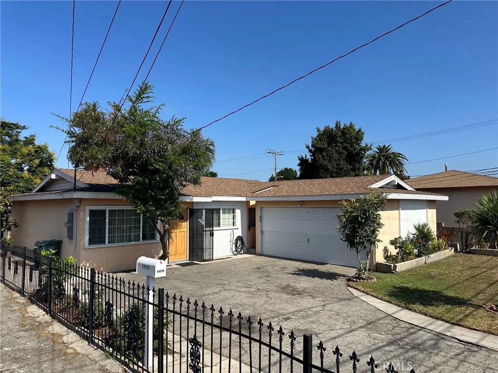 11111 S Osage, Inglewood, CA 90304 - Photo 2 of 36, Inglewood, CA