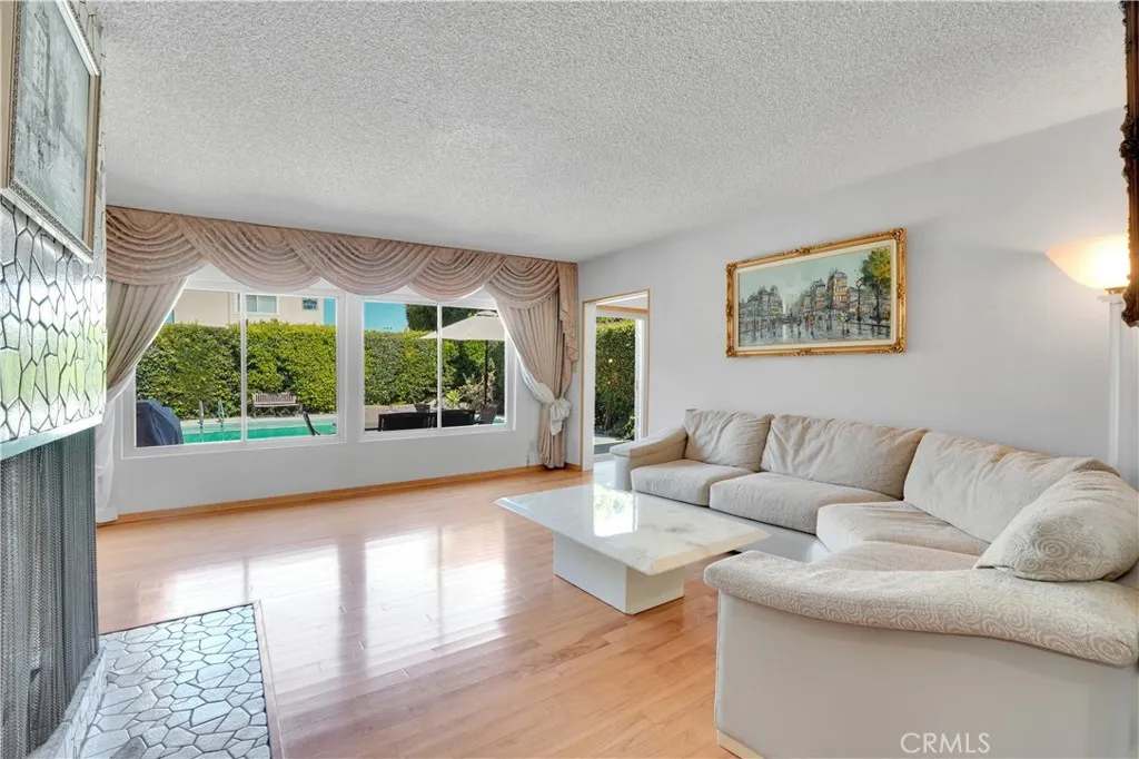 6860 Babcock Avenue, North Hollywood, CA 91605 - Photo 5 of 45, North Hollywood, CA