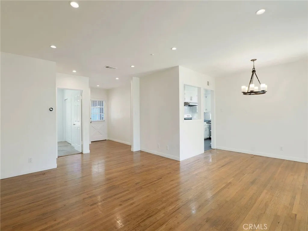20743 Cantara Street, Winnetka, CA 91306 - Photo 3 of 29, Winnetka, CA