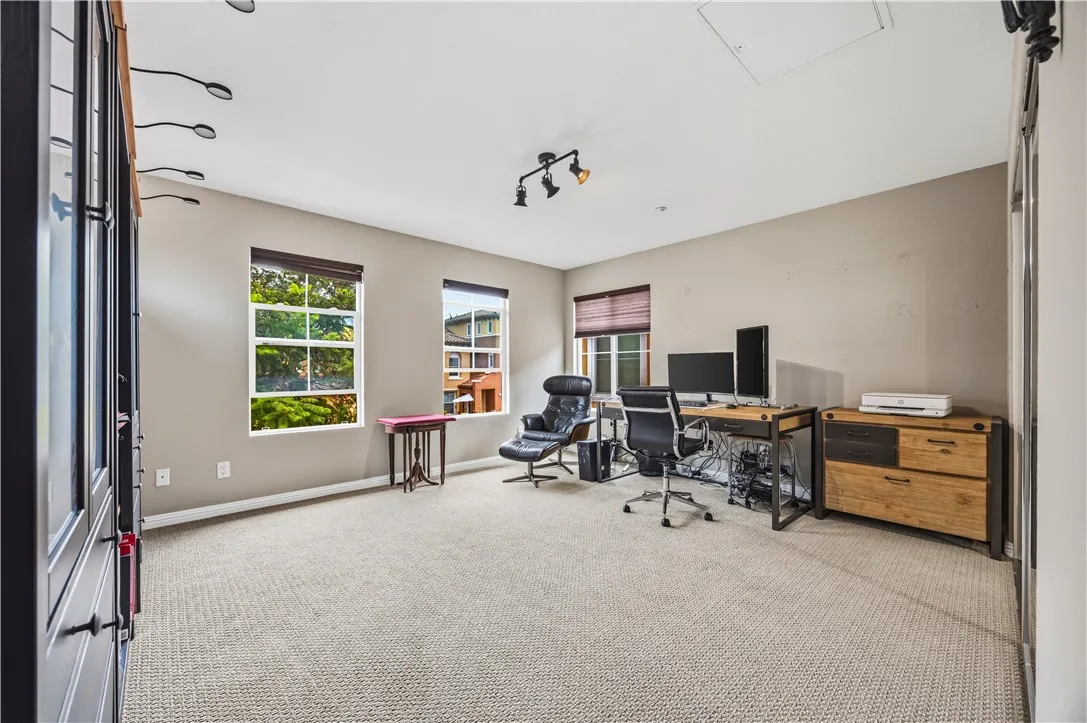 Photo #17: SW26155957 Listing: Photo #17