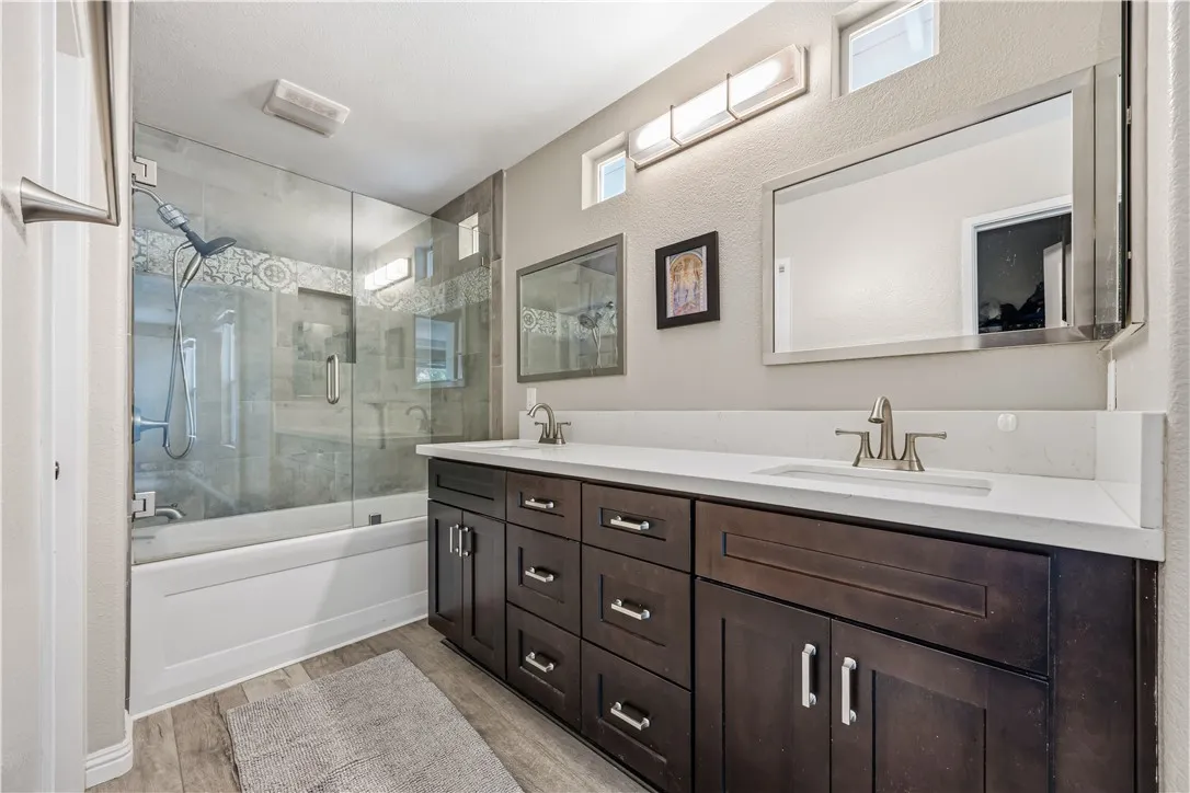 Photo #23: SW26155957 Listing: Photo #23