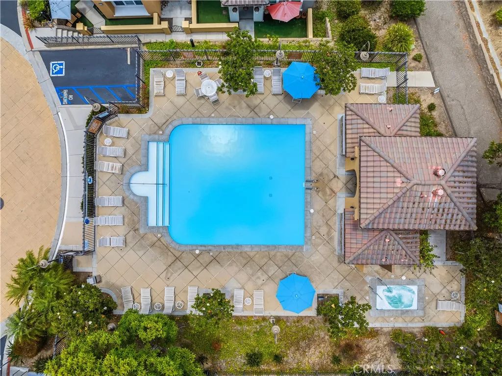 https://cdn.realtyfeed.com/cdn/127/306770395/d35f0ac595c795f2dd54493e12584122.webp