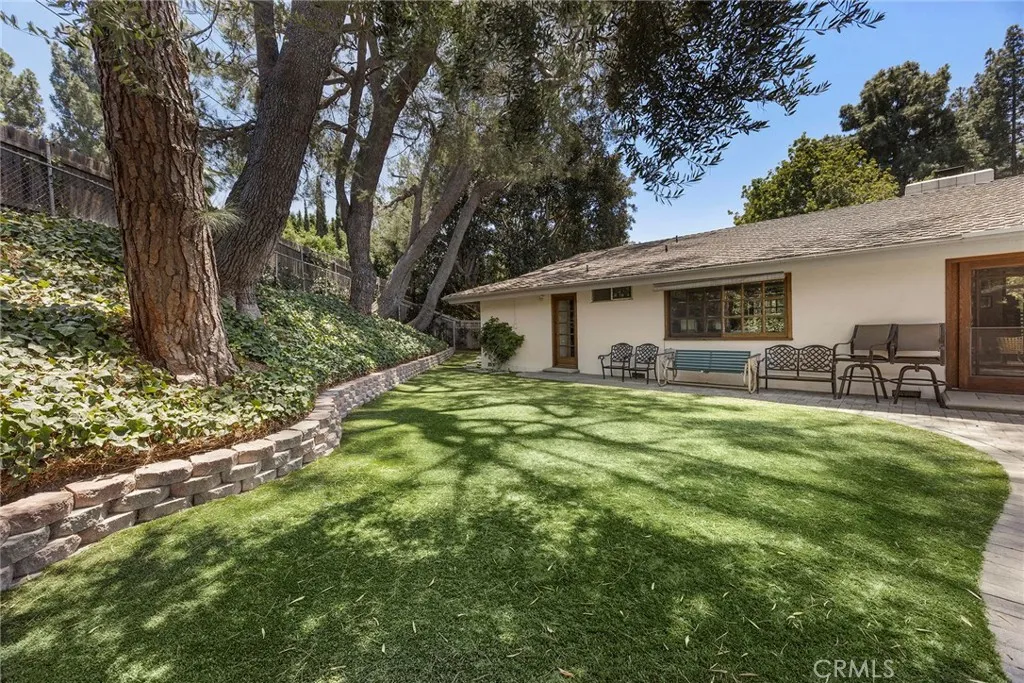 901 Laguna Road, Fullerton, CA 92835 - Main photo, Fullerton, CA