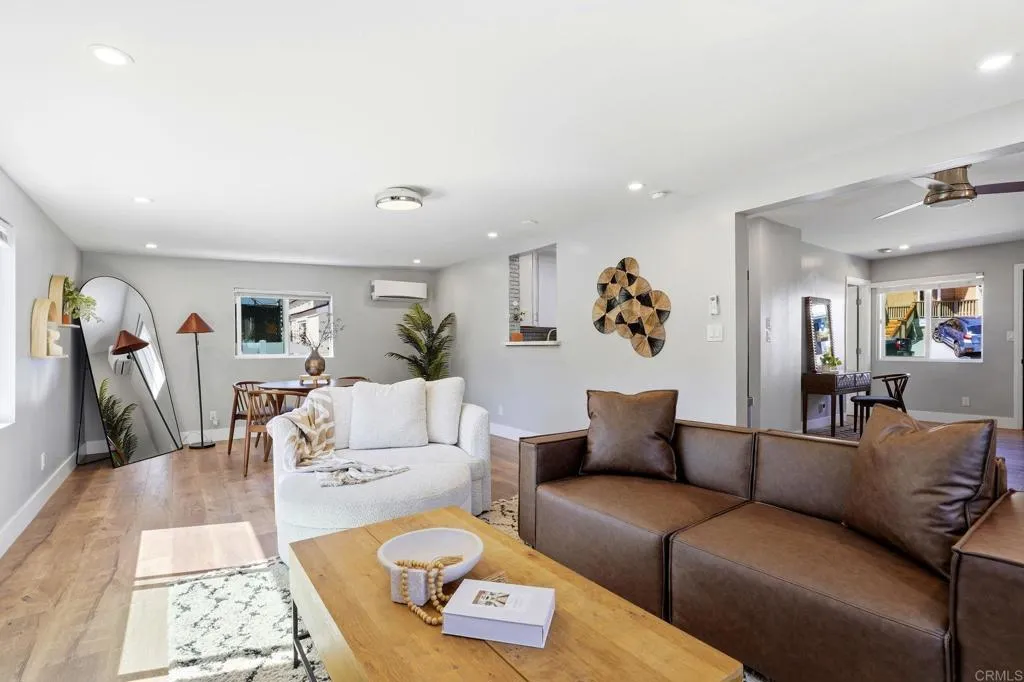 https://cdn.realtyfeed.com/cdn/127/306770398/74e19f9020fefd904cd13dbe3c127c45.webp