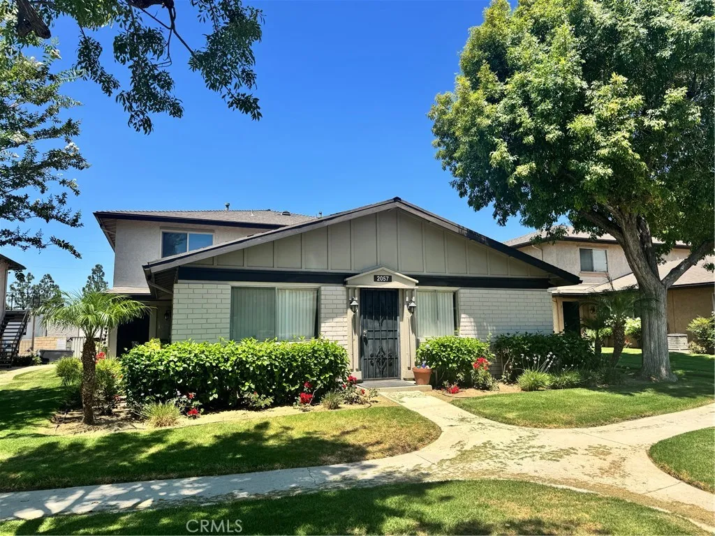 2057 Calle La Sombra Unit 4, Simi Valley, CA 93063 - Photo 2 of 22, Simi Valley, CA