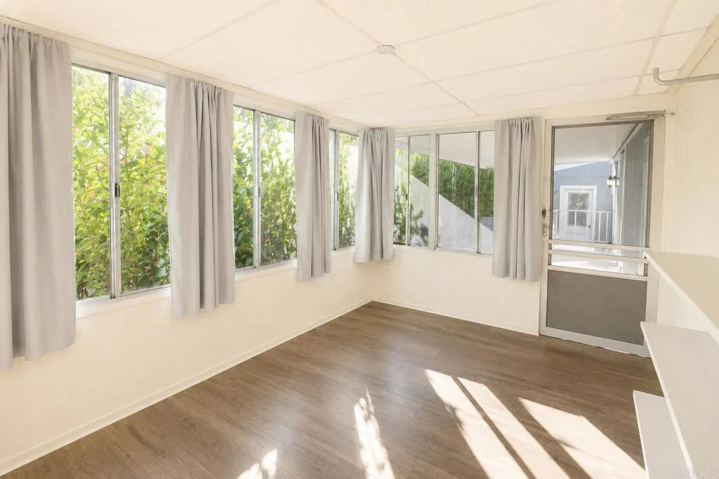 https://cdn.realtyfeed.com/cdn/127/306770416/05af6f7263b53a29970f5eb1c029d95e.webp