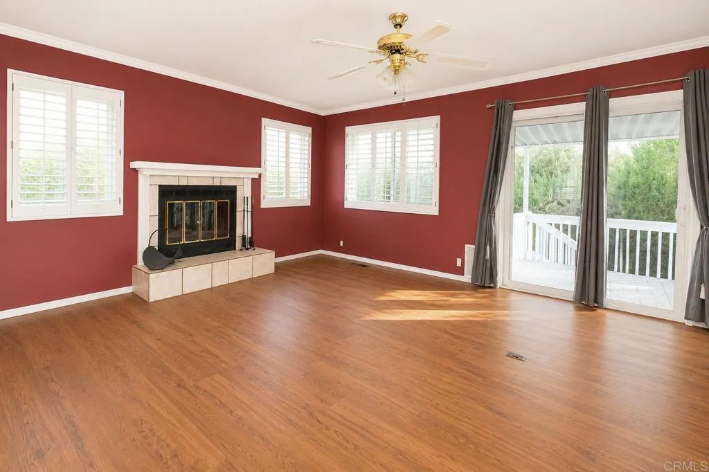 https://cdn.realtyfeed.com/cdn/127/306770416/19e64ff2df9f8233017d33f1939392a8.webp